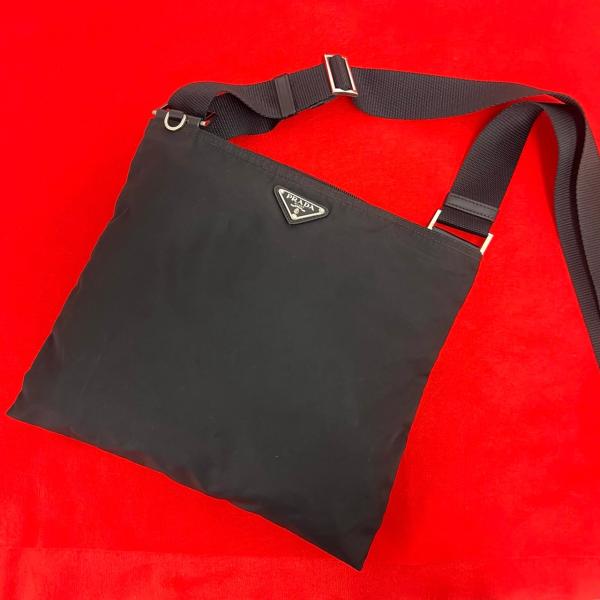 PRADA（プラダ） 極 美品 三角ロゴ 金具 テスート ナイロン ミニ