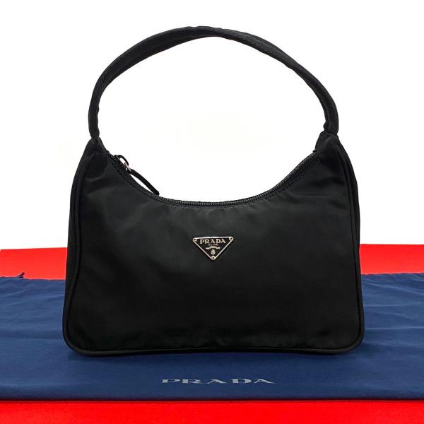 PRADA（プラダ） 未使用保管品 希少品 三角ロゴ 金具 ナイロン