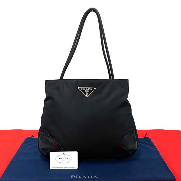 PRADA（プラダ） ほぼ未使用 希少品 三角ロゴ 金具 ナイロン レザー 本