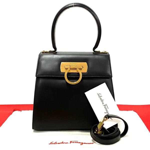 極 美品 Salvatore Ferragamo サルヴァトーレフェラガモ ガンチーニ