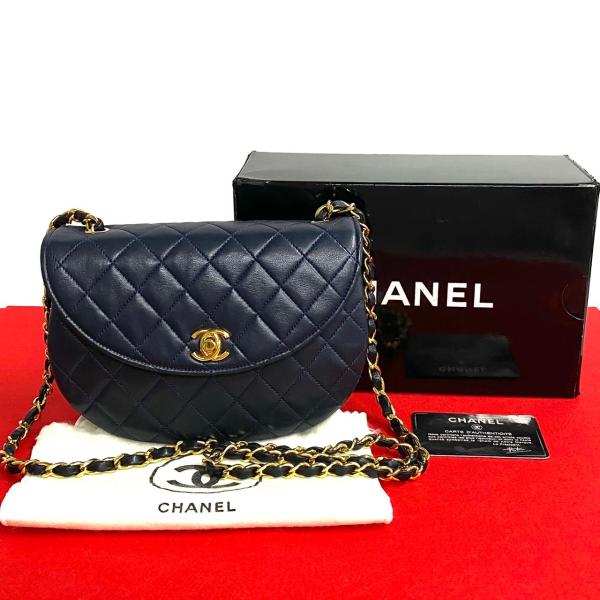 ボディバッグ マトラッセ CHANEL 極美品 ココマーク 0番台 シール有 カード 袋付き 箱 美品 極 CHANEL（シャネル） GD金具 ラムスキン バッグ