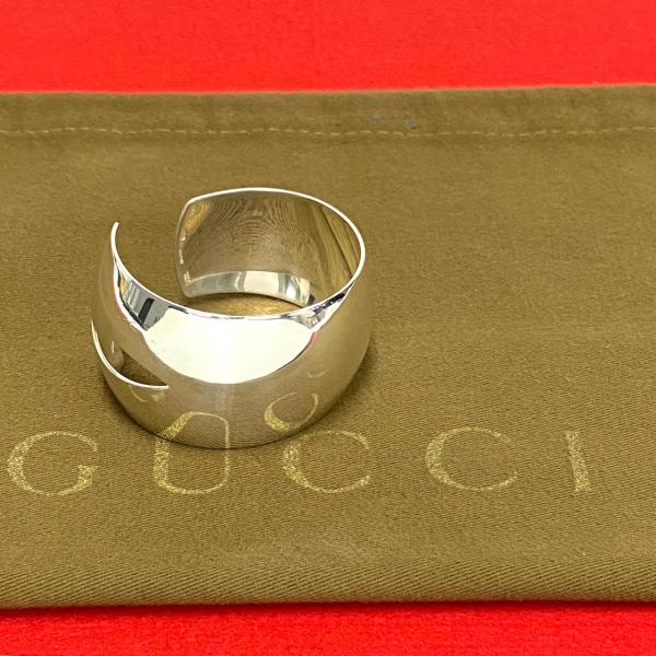 希少　GUCCI グッチ ワイド　バングル シルバー925 ブレスレット GUCCI 極 美品 希少品 グッチ カットアウト ワイドカフ シルバー