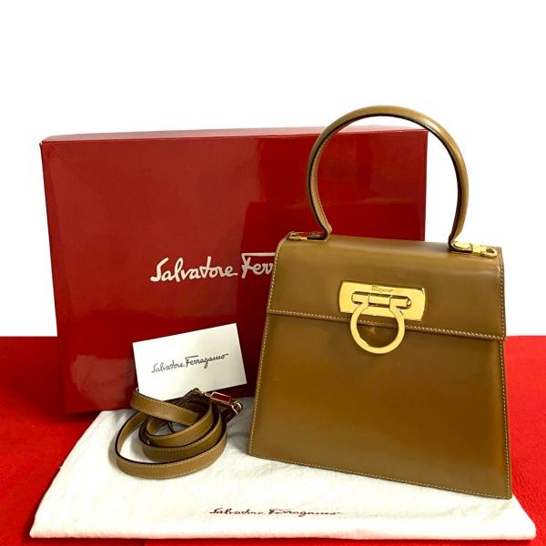極 美品 箱 袋付き Salvatore Ferragamo サルヴァトーレフェラガモ