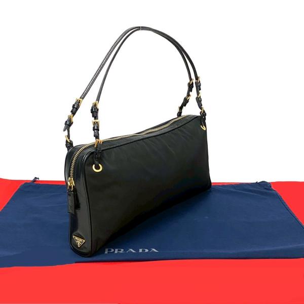 PRADA 極 美品 希少品 プラダ ロゴ 金具 レザー 本革 ナイロン PRADA 極 美品 希少品 プラダ ロゴ 金具 レザー 本革 ナイロン