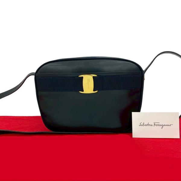 【美品】Salvatore Ferragamo フェラガモ ゴールド+黒リボン ウィンターSALE☆30%OFFクーポン】サルヴァトーレフェラガモ Salvatore