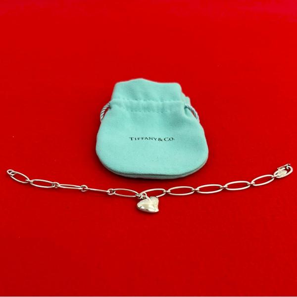 TIFFANY&Co.（ティファニー） 極 美品 袋付き カーブド ハート