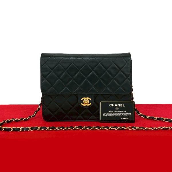 CHANEL（シャネル） 極 美品 カード シール有 6番台 ミニマトラッセ