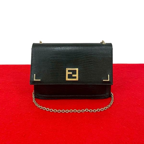 FENDI（フェンディ） 極 美品 ズッカ FF ロゴ 金具 レザー 本革