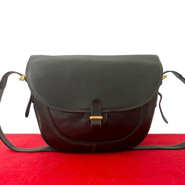 LOEWE ロエベ ヴィンテージ アナグラム ショルダーバッグ レザー LOEWE（ロエベ） 極 美品 ヴィンテージ アナグラム ロゴ レザー 本革