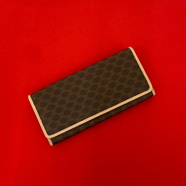 CELINE（セリーヌ） ほぼ未使用 マカダム ブラゾン トリオンフ 柄