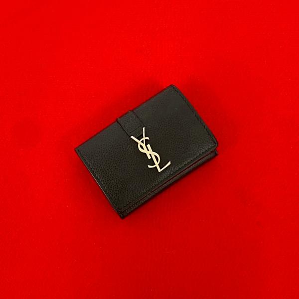 【極美品】サンローラン ファスナー付きコインパース(ミニウォレット) Yves Saint Laurent（イヴ・サンローラン） 極 美品 SAINT LAURENT