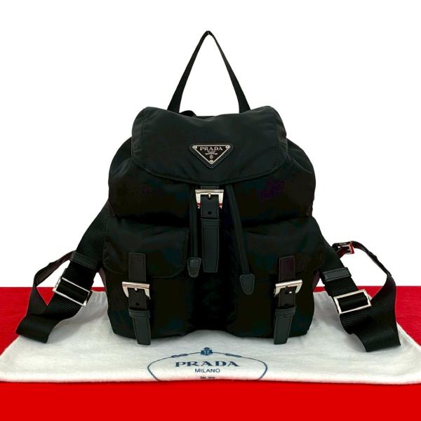 極美品・使用感少ない✨ プラダ バックパック リュック 三角ロゴ サフィアーノ PRADA（プラダ） 極 美品 袋付き 三角ロゴ 金具 テスート ナイロン