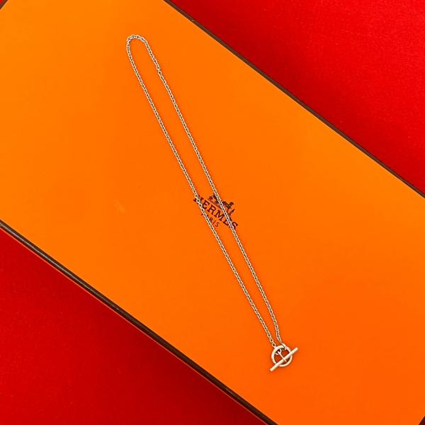 HERMES（エルメス） 極 美品 希少品 エシャペ ネックレス K18ホワイト