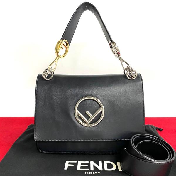 FENDI（フェンディ） 極 美品 袋付 キャナイエフ F ロゴ 金具 レザー 