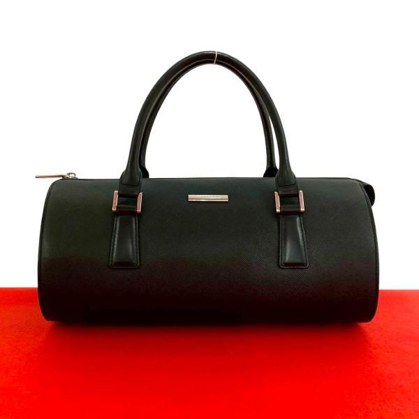 BURBERRY（バーバリー） 極 美品 ノバチェック 柄 ロゴ 金具 レザー 本