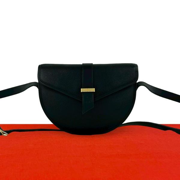 Yves Saint Laurent（イヴ・サンローラン） 極 美品 袋付き