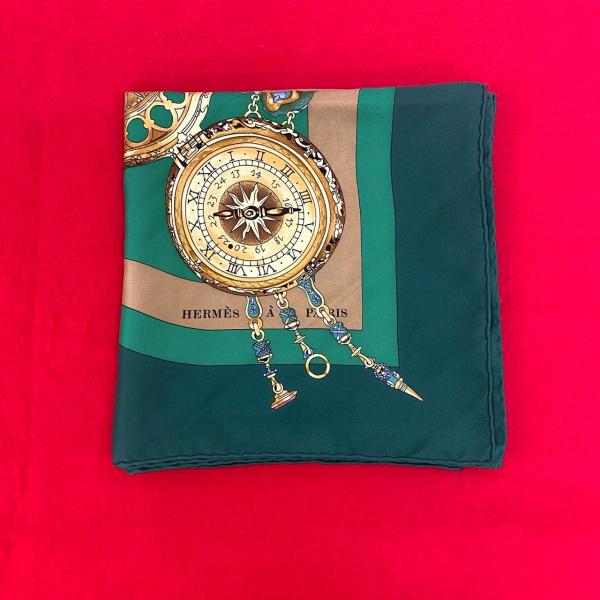 HERMES（エルメス） 極 美品 ヴィンテージ カレ 90 PARMI LES FLEURS