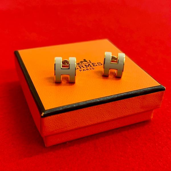 HERMES（エルメス） 極 美品 保存箱付 ポップアッシュ Hロゴ GP ピアス
