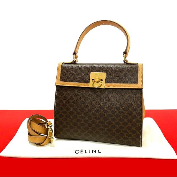 極 美品 袋付き CELINE セリーヌ マカダム ブラゾン トリオンフ 柄 ロゴ リング金具 レザー 2way ハンドバッグ ショルダーバッグ 茶 43031 CELINE（セリーヌ） 極 美品 袋付き マカダム ブラゾン トリオンフ 柄