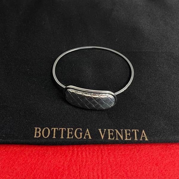 極 美品 BOTTEGA VENETA ボッテガヴェネタ イントレチャート シルバー