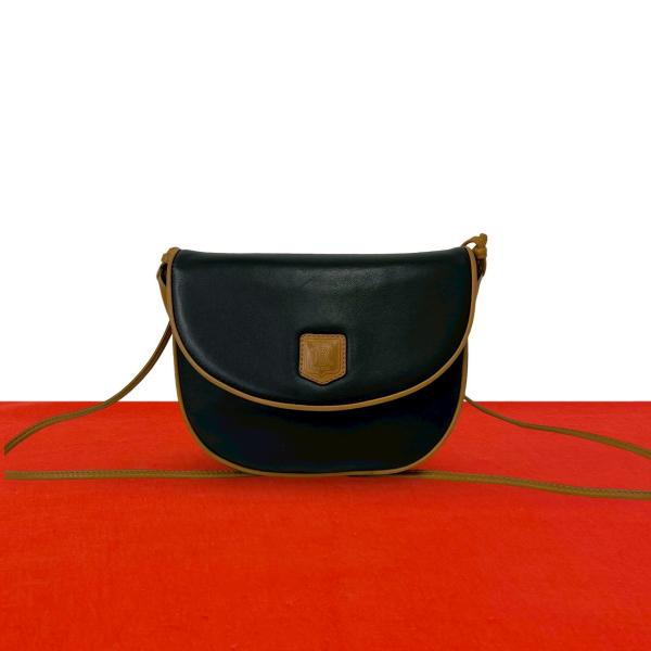 CELINE（セリーヌ） 極 美品 ヴィンテージ トリオンフ ロゴ レザー 本
