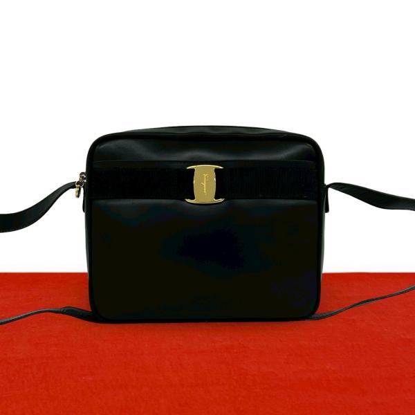 極 美品 Salvatore Ferragamo サルヴァトーレフェラガモ ヴァラ リボン