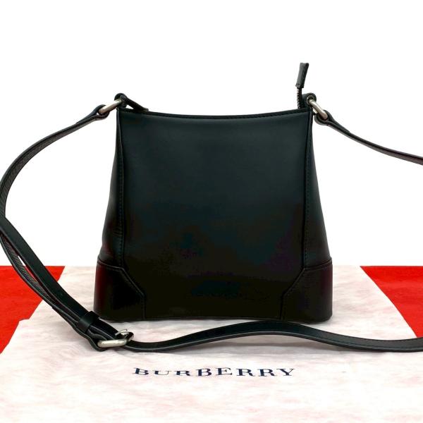 バーバリー　バッグ　ショルダーバッグ　ポシェット　斜めがけ　ブラック　本革 BURBERRY（バーバリー） 未使用保管品 保存袋付き ノバチェック レザー