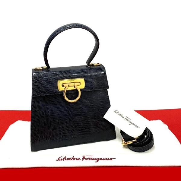 極 美品 Salvatore Ferragamo サルヴァトーレフェラガモ ガンチーニ