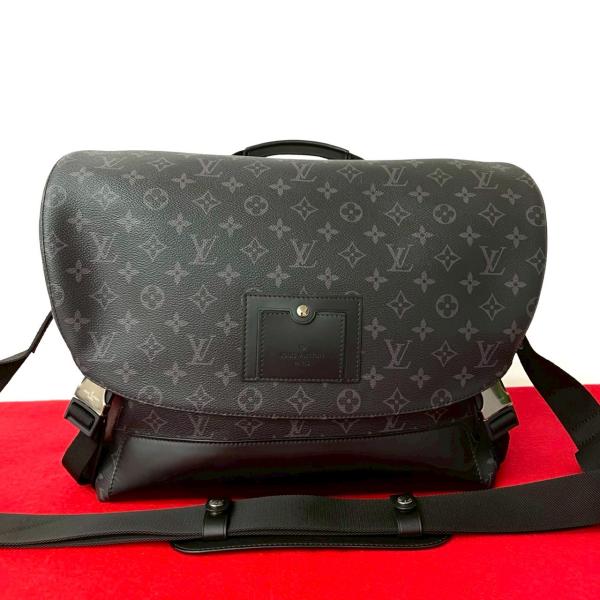 ルイヴィトン【最高級美品】モノグラム　メッセンジャー•ヴォワヤージュPM LOUIS VUITTON（ルイ・ヴィトン） 極 美品 メッセンジャー