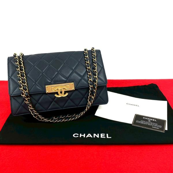 極 美品 袋付き カード シール有 19番台 CHANEL シャネル マトラッセ ココ ラムスキン チェーン セミ ショルダーバッグ ネイビー  30691 CHANEL（シャネル） 極 美品 袋付き カード シール有 19番台