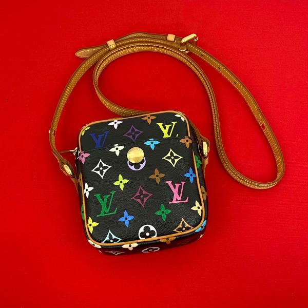 LOUIS VUITTON（ルイ・ヴィトン） 極 美品 モノグラム マルチカラー