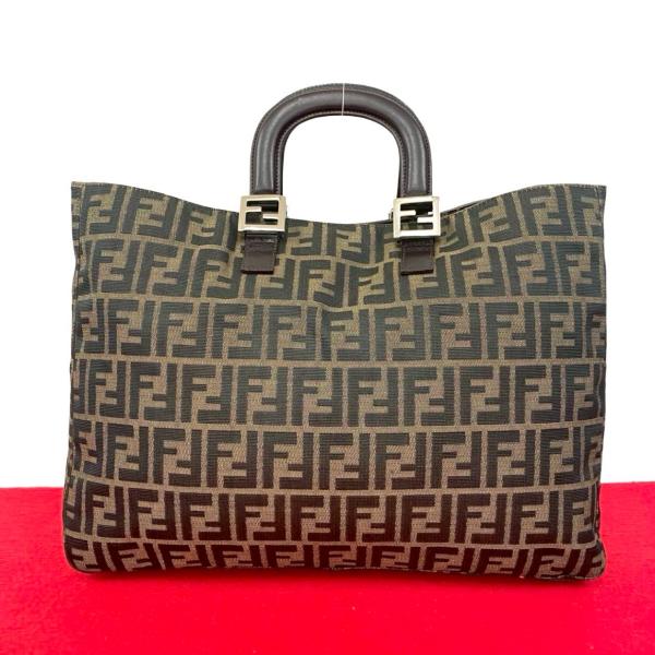 FENDI（フェンディ） 極 美品 ヴィンテージ ズッカ FF 柄 レザー 本革