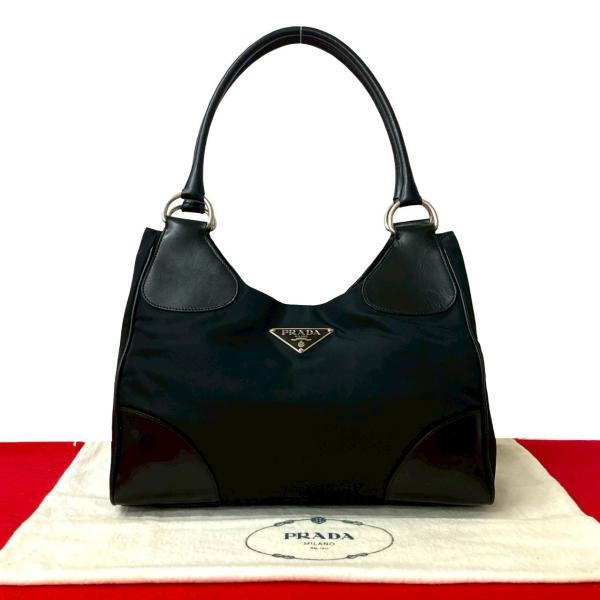 PRADA（プラダ） 極 美品 保存袋付き 三角ロゴ 金具 プレート ナイロン