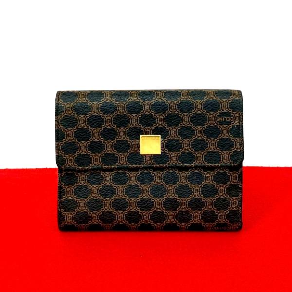 最終値下げ」美品 セリーヌ マカダム ブラゾン柄 レザー がま口 二つ折り財布 CELINE（セリーヌ） 極 美品 ヴィンテージ マカダム ブラゾン ロゴ 柄