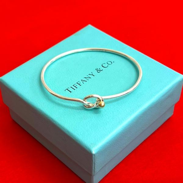 TIFFANY&Co.（ティファニー） 極 美品 フック＆アイ バングル シルバー