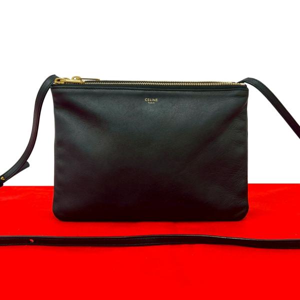 極 美品 CELINE セリーヌ トリオ レザー 本革 ショルダーバッグ メッセンジャーバッグ ポシェット サコッシュ ブラック 黒  25359 CELINE（セリーヌ） 極 美品 トリオ レザー 本革 ショルダーバッグ