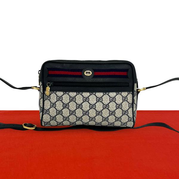 GUCCI グッチ シェリーライン ショルダーバッグ GUCCI（グッチ） 極 美品 オールドグッチ シェリーライン GG ロゴ 金具