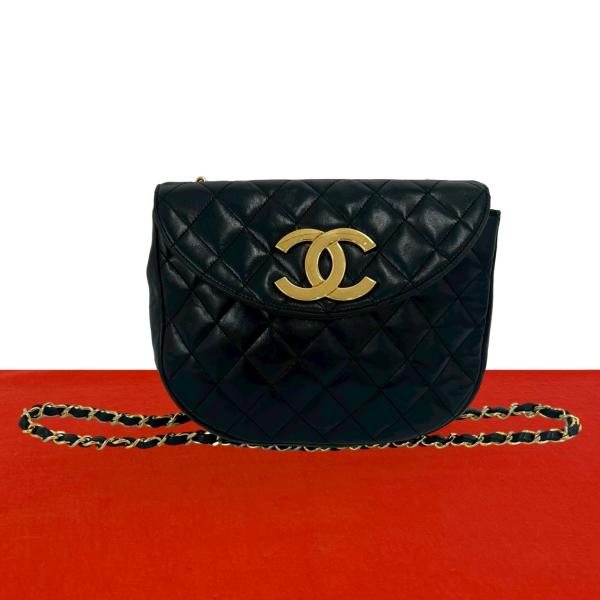 CHANEL（シャネル） 極 美品 シール有 0番台 マトラッセ ハーフムーン