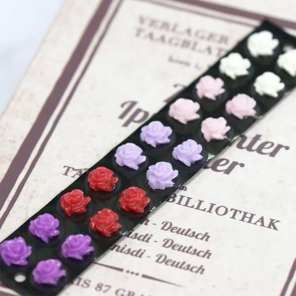 [安心の国内産/耳つぼジュエリー]バラモチーフストーンを使用した、プチプラ耳つぼダイエット。１シート５色入り/気分や用途で使いわけてもＯＫ。プチプライス＆耳つぼ解説図付で気軽に自宅で耳つぼダイエット。■商品詳細■付属品：耳つぼ解説図内容量：...