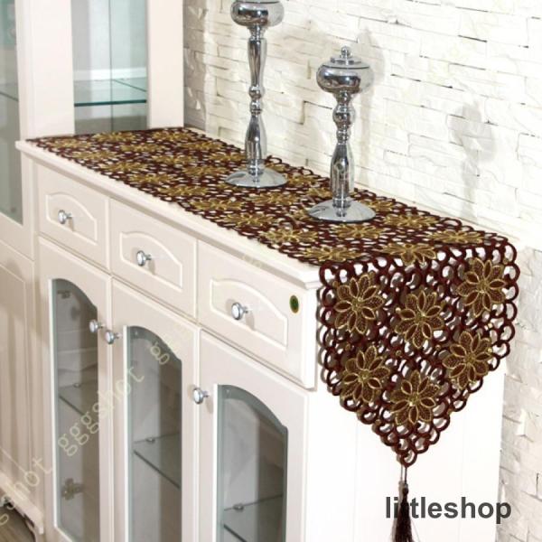 ★テーブルの中央にさらりと敷きこむだけで、ぐっとお洒落な雰囲気を作り出してくれるテーブルランナー。★柔らかく、耐久性があり、環境に優しい、ガラスや陶器の食器、花瓶なども安心して置けます。★テーブルを傷や汚れから守り、敷くだけで明るい雰囲気に...