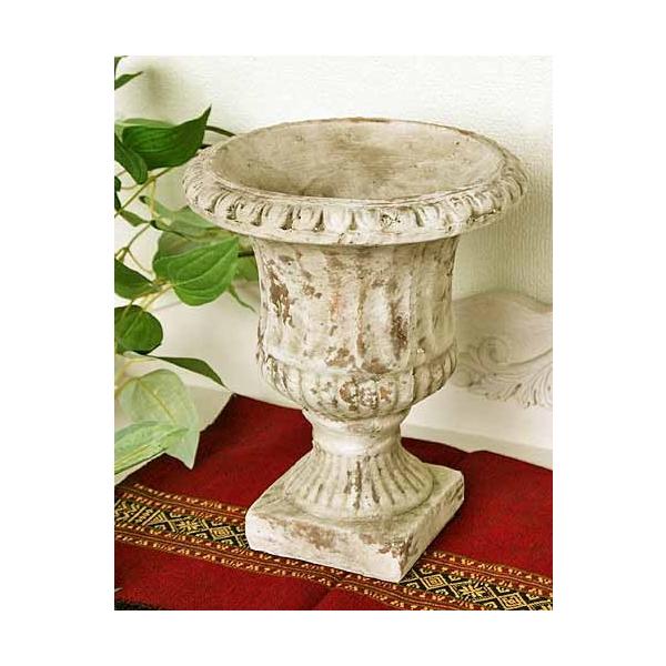 living-studio_008-cit-pj68planter