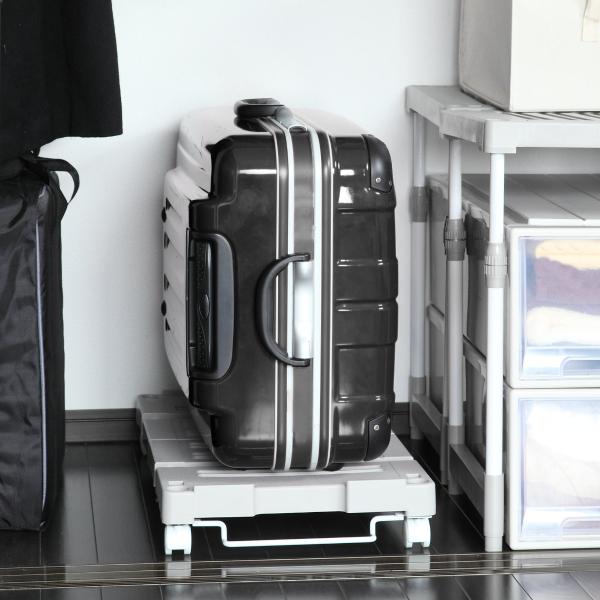 サイズ/最大外寸：約幅54〜76×奥行37×高さ11cm重量/約1.5kg内容量/1台材質/棚本体・ジョイント：ポリプロピレンパイプ：スチール鋼管粉体塗装取っ手：スチール粉体塗装キャスター：PP、スチールすべり止めシール：EVA生産国/中国...