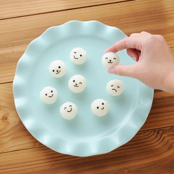 おにぎり型 おむすび型 こむすびボールミニ まんまるおにぎり キャラ弁 海苔カッター お弁当グッズ 子供 Dejapan 手数料０円で日本の商品を購買代行 落札代行