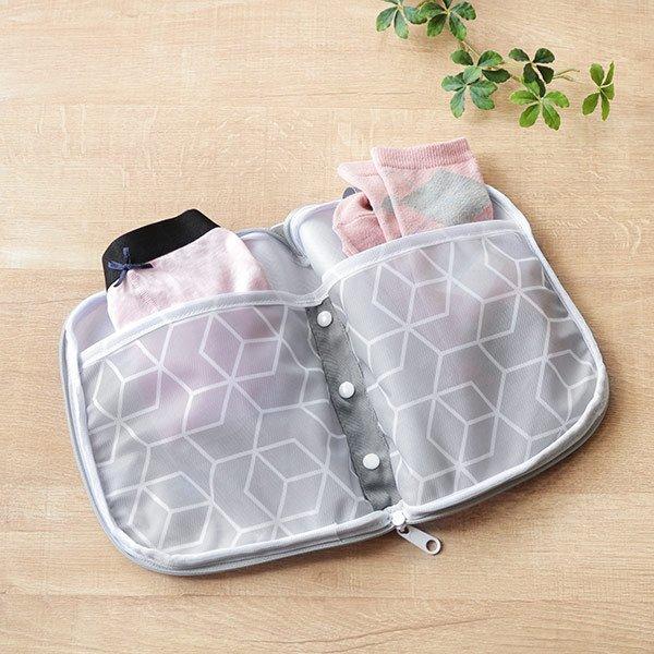 洗濯ネット まるごと洗える干せるポーチネット そのまま干せる 洗濯 ネット ブラジャー マスク 洗濯用ネット コインランドリー用バッグ ポーチ 仕切り リビングート Paypayモール店 通販 Paypayモール