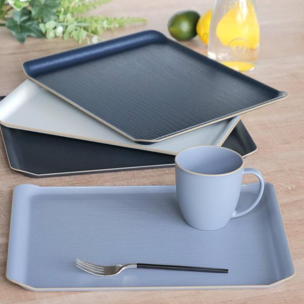 サイズ/約幅27.5×奥行36×高さ1cm内容量/1枚材質/ABS樹脂種類/ホワイト、ネイビー、グレー、ブラック生産国/日本製食器洗い乾燥機/使用不可電子レンジ/使用不可●普段使いにぴったりな木目ランチョントレー27.5cmです。●毎日使い...