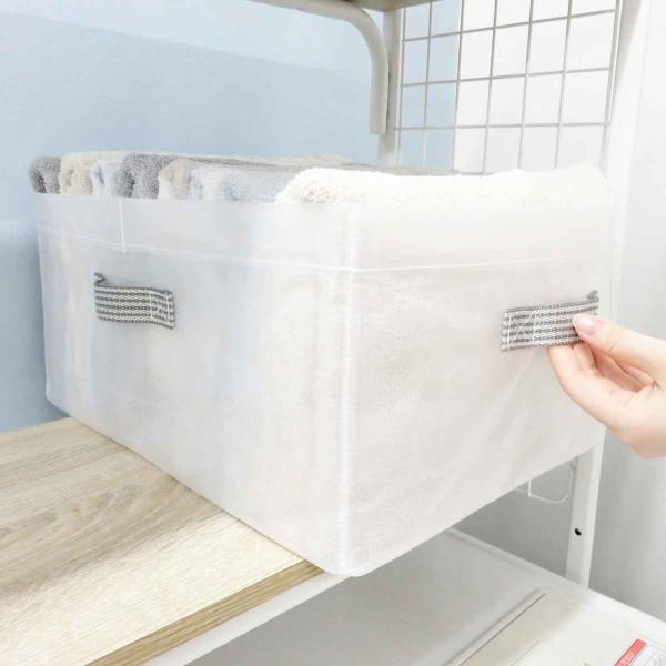 サイズ/約幅30×奥行40×高さ20cm重量/約200g内容量/1個材質/本体：ポリプロピレン・ポリエチレン芯板：ポリプロピレン生産国/ベトナム製●大きめのランドリー収納ケースLサイズです。●持ち運びに便利な持ち手付きで、縦・横どちらでも置...