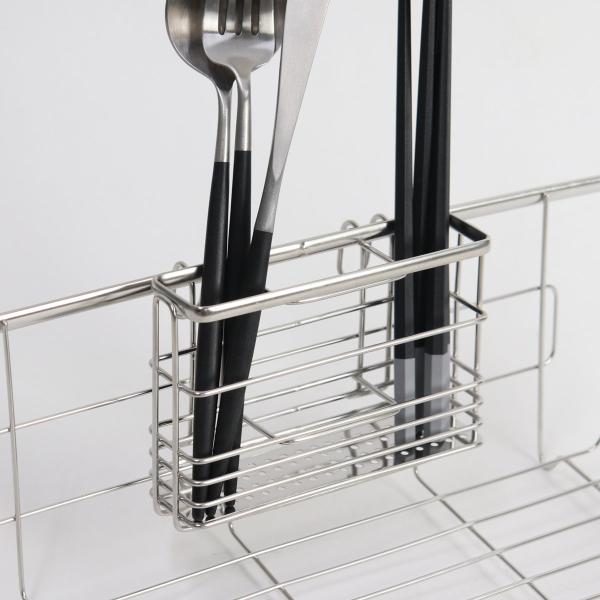 サイズ/約幅13.5×奥行5.5×高さ9.5cm重量/約164g内容量/1個材質/ステンレス鋼生産国/中国製耐荷重/約500g●水切りバスケットと組み合わせて使うことで、箸やスプーン、フォークなどを立てて水切りできます。●フックで簡単に引っ...