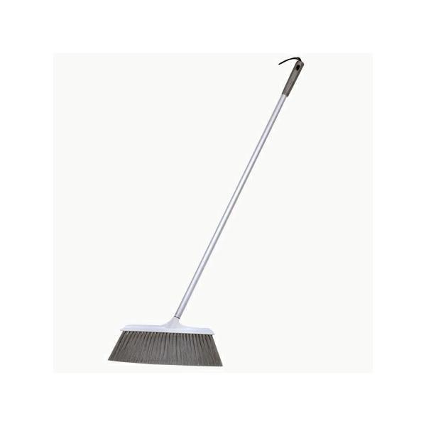 サイズ/約幅30×奥行2×高さ90cm重量/約200g内容量/1本材質/毛：PET（ポリエチレンテレフタレート）ヘッド部：PP（ポリプロピレン） 柄：アルミニウム生産国/中国製●収納場所をとらないスリムデザインのほうきです。●柄は斜めになっ...