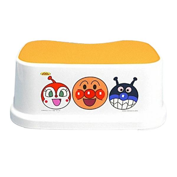 サイズ/約幅34×奥行23×高さ13.5cm踏み台部分：約幅30.5×奥行19.0cm内容量/1個材質/本体：ポリプロピレン脚・シート：EVA樹脂生産国/日本製●とっても使いやすいアンパンマンの子供用踏み台です。●底と上面はすべりにくい素材...