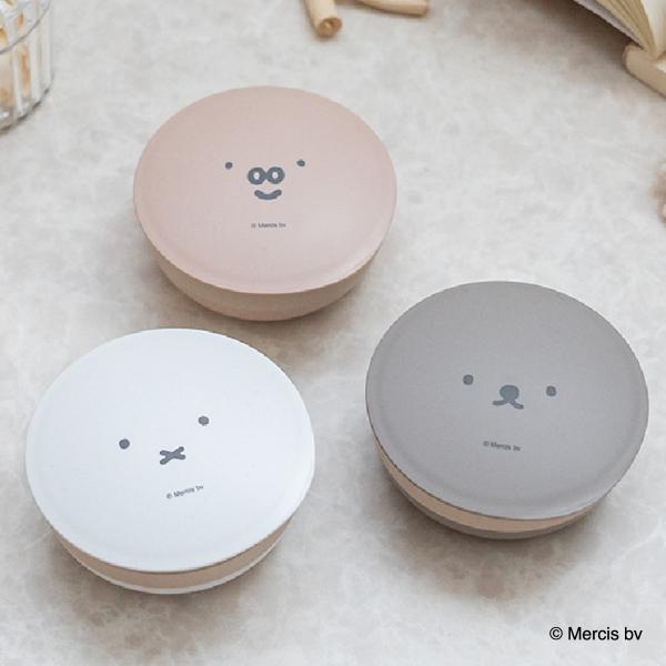 サイズ/約幅9×奥行9×高さ4.5cm内容量/1個材質/ポリプロピレン、エラストマー種類/ホワイト、グレージュ、ピンクベージュ生産国/中国製●石けんを持ち運ぶのに便利な石けんケースです。●温泉やスポーツジムなど、いつでもお気に入りの石けんを...